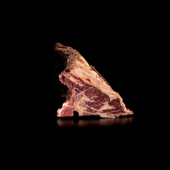 Costata-di-bue-nero-castrato-Black-Angus